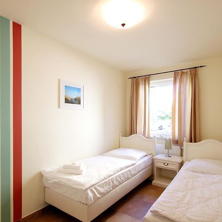 Apartmenthaus Hus Uebi By Rujana Binz Luaran gambar