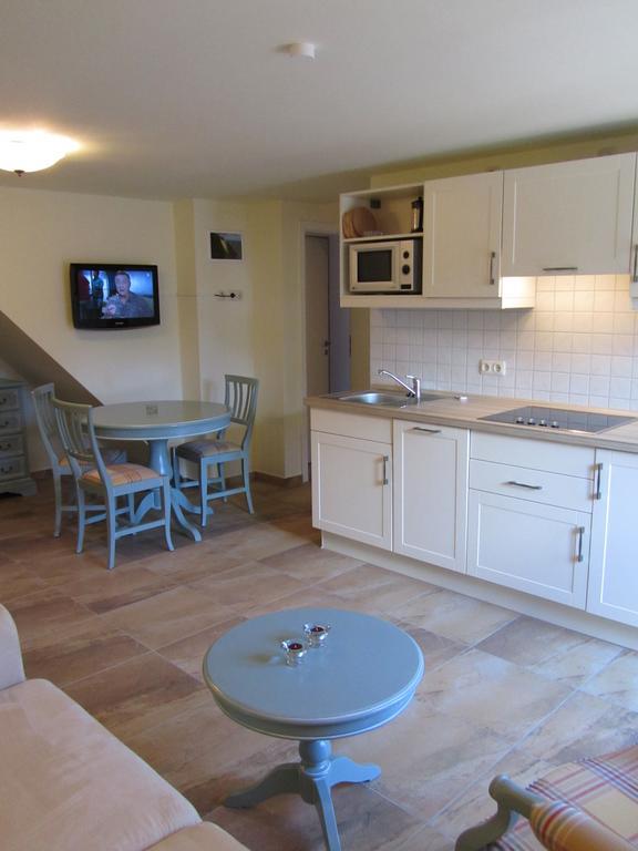 Apartmenthaus Hus Uebi By Rujana Binz Bilik gambar