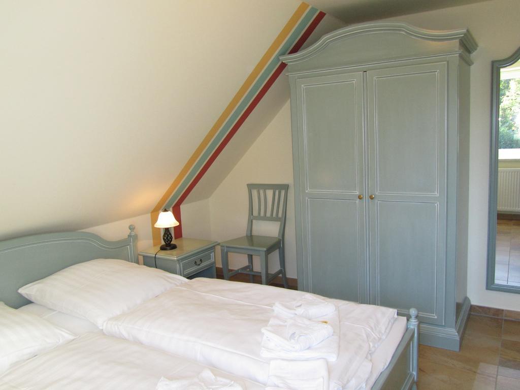 Apartmenthaus Hus Uebi By Rujana Binz Bilik gambar