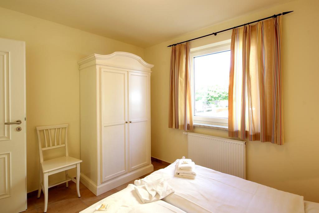 Apartmenthaus Hus Uebi By Rujana Binz Luaran gambar