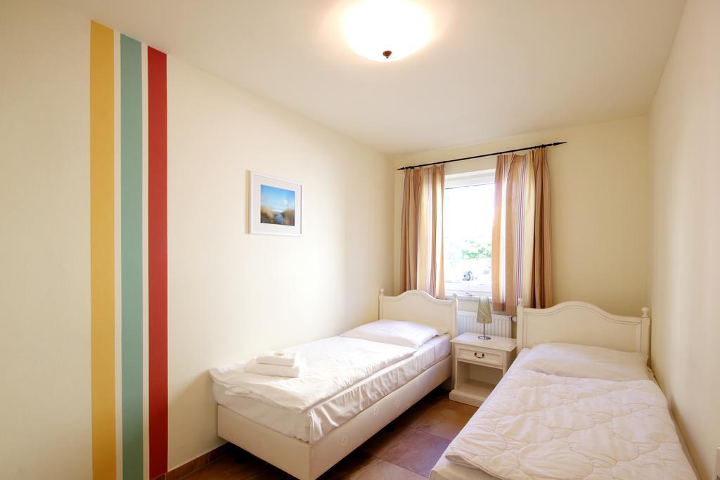 Apartmenthaus Hus Uebi By Rujana Binz Luaran gambar