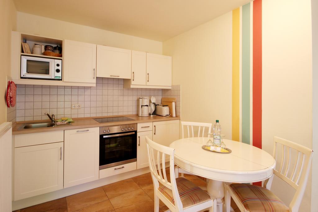 Apartmenthaus Hus Uebi By Rujana Binz Luaran gambar